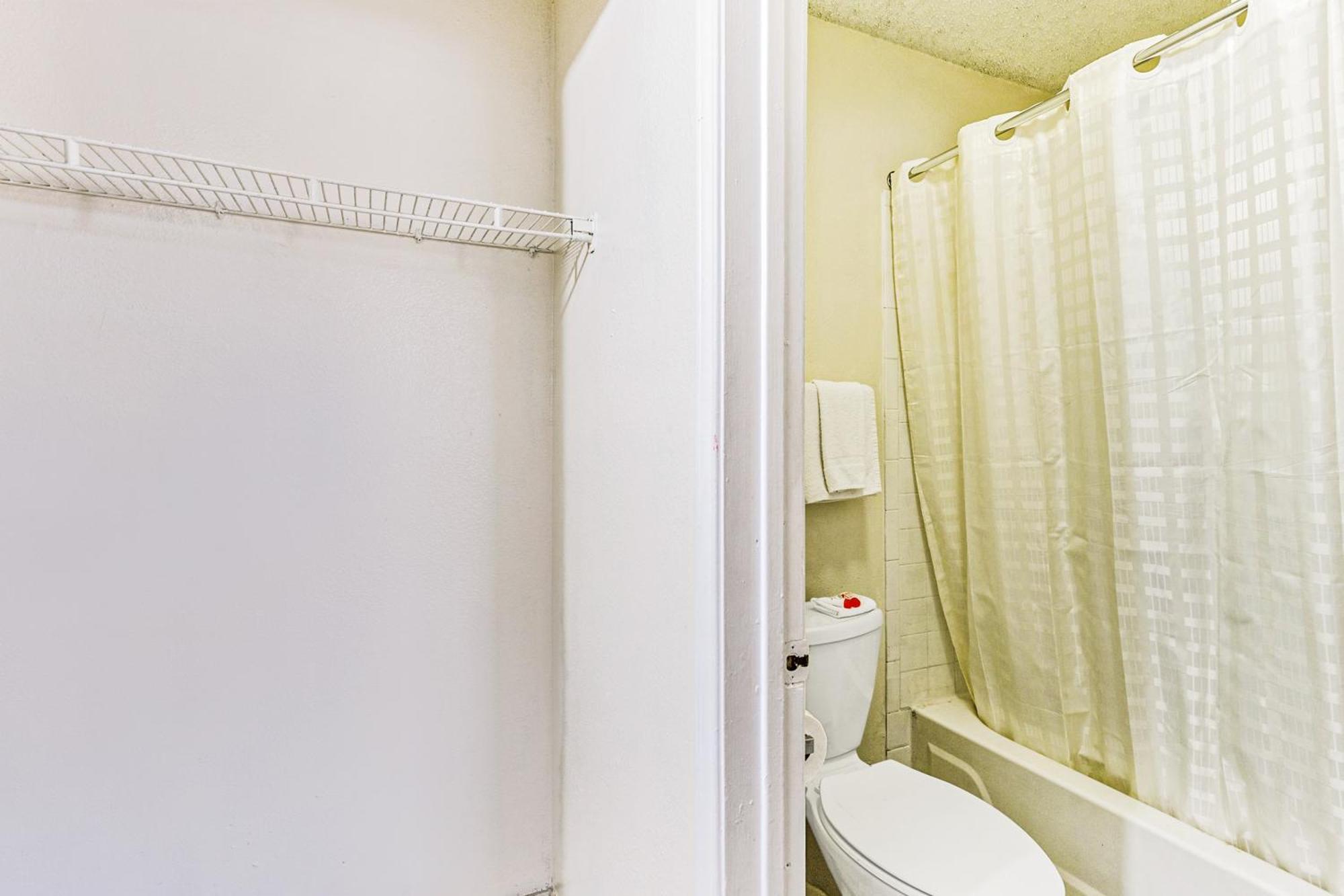 Oyo Hotel San Antonio Lackland Near Seaworld المظهر الخارجي الصورة